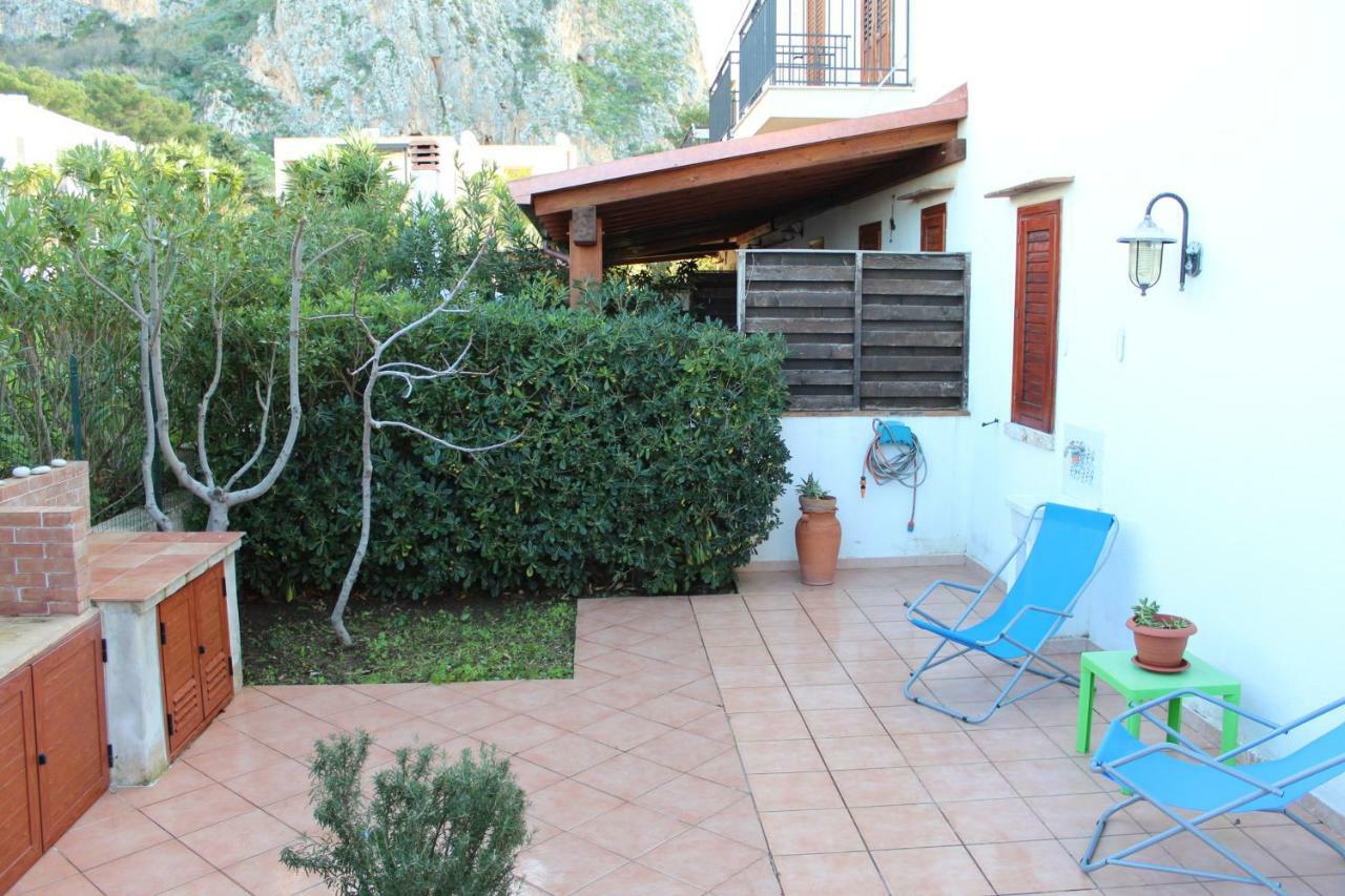 Villetta Con Giardino Mandarino Макари Екстериор снимка